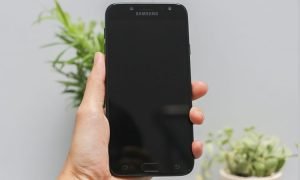 Khắc phục Samsung Galaxy J7 Pro bị nóng máy.