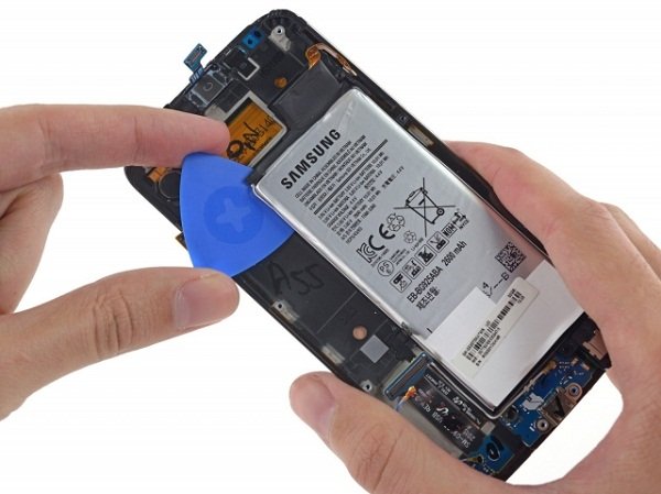 Khắc phục Galaxy S6 sạc không vào pin nhanh chóng