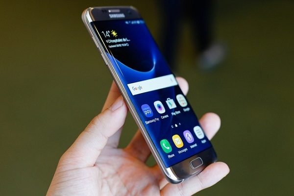 Khắc phục Samsung Galaxy S7 bị nóng máy nhanh chóng