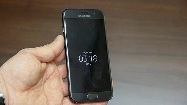 Sửa chữa Samsung Galaxy A3 2017 không lên nguồn nhanh chóng
