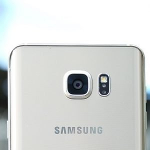Sửa chữa Samsung Galaxy Note 5 bị hư camera sau nhanh chóng