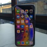 Apple iPhone XS và Samsung Galaxy S9: Ai là kẻ chiến thắng?