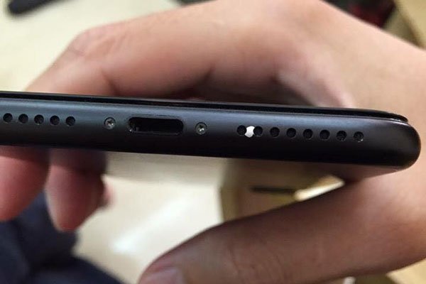 iPhone 7 Plus bị lỗi loa: Nghe "ngon" ngay với những cách này 1