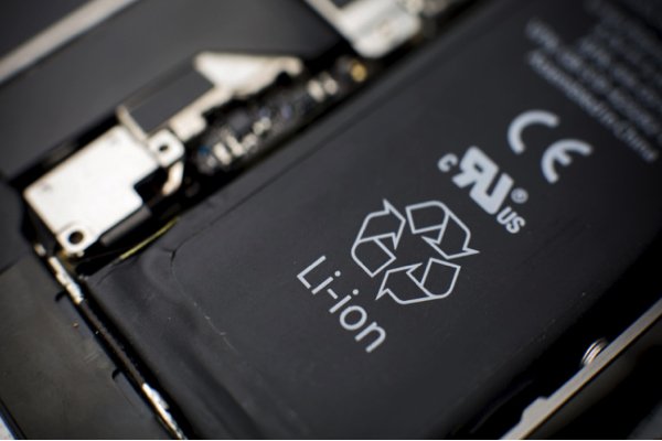 Pin Samsung A6 bị chai có thể khắc phục không hay cần phải thay pin mới?