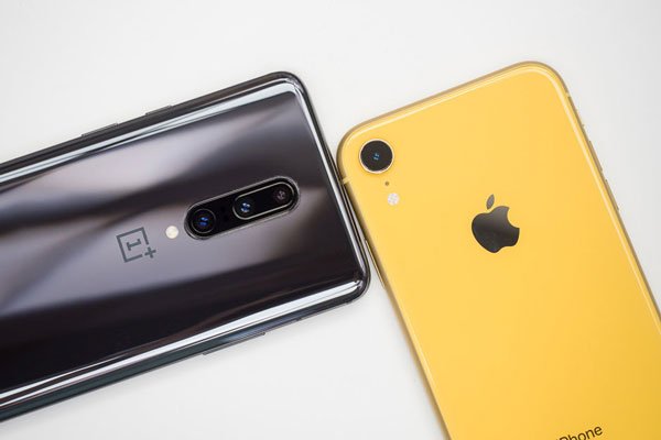 So sánh OnePlus 7 Pro vs Apple iPhone XR 19