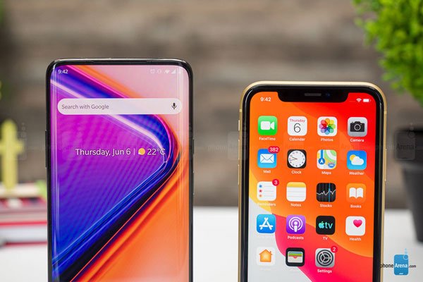 So sánh OnePlus 7 Pro vs Apple iPhone XR 5