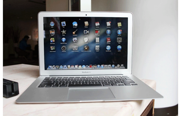 thay-man-hinh-macbook-air-2013-11-inch13-inch