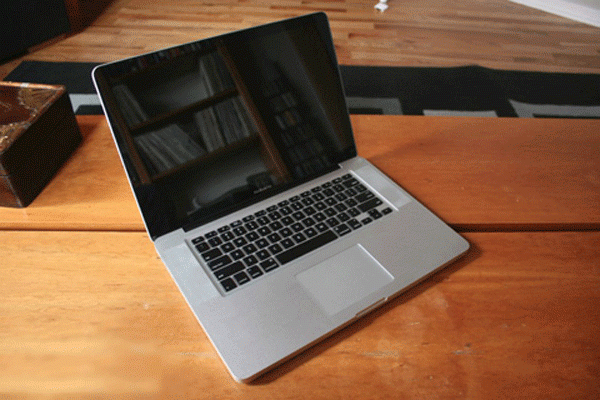 thay-man-hinh-macbook-air-2016-11-inch-13-inch